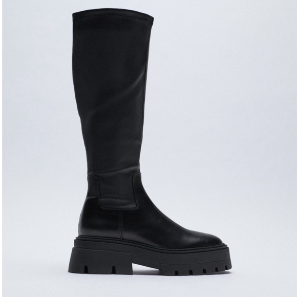 Zara Black Leather Knee High Lug Boots - Picture 2 of 8